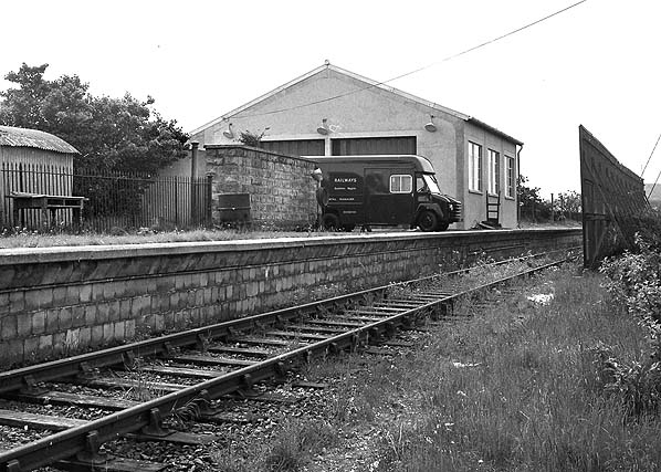 British Rail Class 47597 Grange Over Sands 1990 Rail Photo 