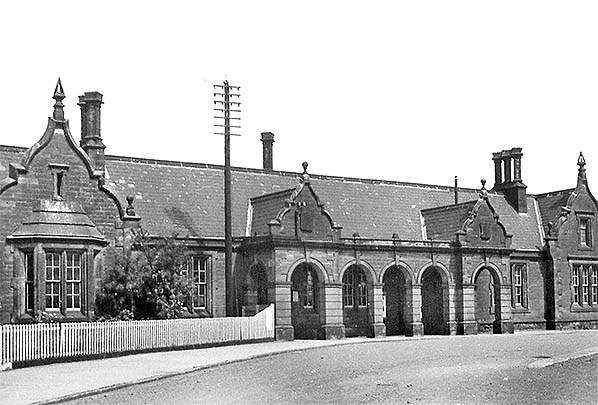 2 North Eastern Railway Scremston Tweedmouth Railway Station Photo Berwick 